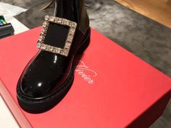 -Roger Vivier(北京SKP店)