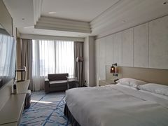 -上海漕河泾万丽酒店