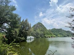 -星湖旅游景区七星岩