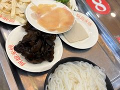 -阿超过桥米线(画展路店)