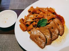 卤水鹅肝拼鹅肠-潮舍(环球金融中心店)