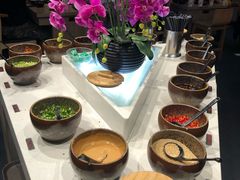 自助调料区-呷哺呷哺(新世界百货望京店)