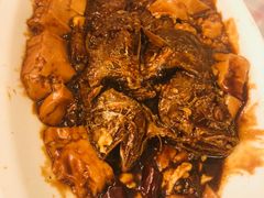 红烧豆腐烩小黄鱼-玲珑餐厅(陕西南路店)