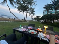 -JW万豪厨房餐厅·滨海草坪烧烤·海鲜·海景(三亚绿发山海天JW万豪酒店)