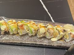 -山川小町·极番烧肉(新地假日广场店)