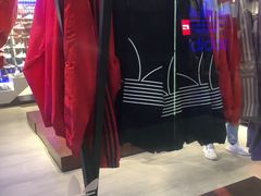 -adidas(正佳广场店)