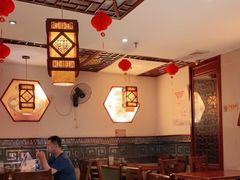 大堂-佬钱湾仔(衣裳街店)