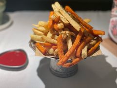 -春树下·树屋花房西餐厅(罍街AS1980店)