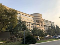 -上海市浦东外事服务学校