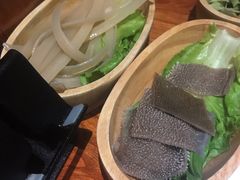 -独食火锅·半米屋台(直营总店)