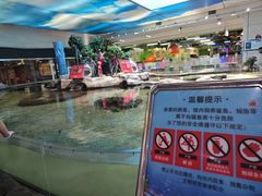 -鸿通城购物中心