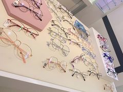 -浮光眼镜·蔡司视觉合作·数字验配中心(陆家嘴店)