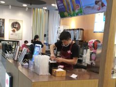 -百联临沂购物中心(临沂路店)