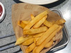 -菲滋意式餐厅(临平万达店)