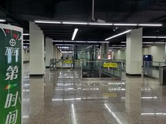 -人民广场(地铁站)