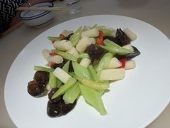 -吕记老鸭汤·徽菜馆(东营路店)
