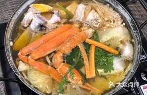 Snow Crab and Pufferfish Hot Pot