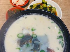 -胖子鱼粉(采霞街店)