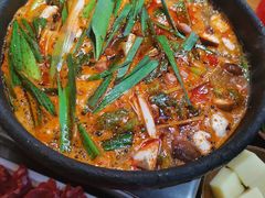 -黔有有贵州酸汤夺夺粉火锅(五味十字店)