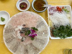 -官塘陈记鱼生·潮汕砂锅粥·牛肉火锅(潮枫路总店)