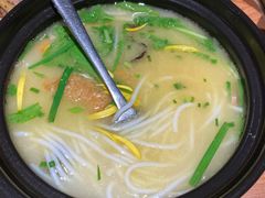云南过桥米线-云海肴·汽锅鸡·云南菜(高德置地店)