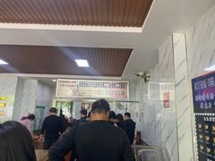 -闫家驴肉火烧(五四店)