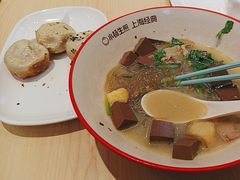-小杨生煎(金山百联购物中心3楼店)