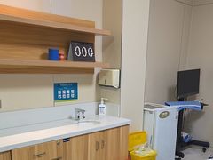 -上海仁爱医院口腔科 · 种植
