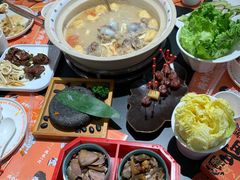 -小乌猪·金华筒骨煲(永盛购物广场店)