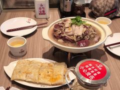 -六泰居·尔滨地标·东北菜(泰山路店)