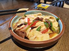 杭椒牛肉炒年糕-慈城年糕主题餐厅