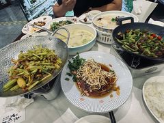 -老季市·三代非遗传承·地标美食老汁鸡(工农路店)