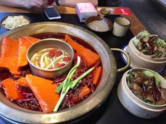 -王婆乔鲜鱼自助火锅(蜀汉路店)
