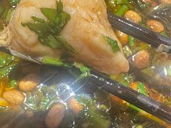 -小饕荟雅安贡椒鱼鲜馆(广福桥店)