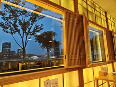 -蟹家大院 · 独揽江景(滨江店)