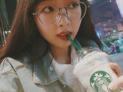 -星巴克(济宁万达广场店)