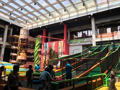 -蒙特利亲子乐园