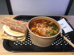 -忆秦时(银泰in77店)