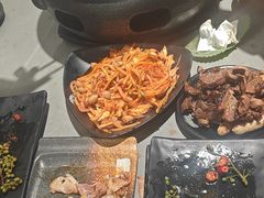 -啊美丽炭火烤肉(滑翔一店)