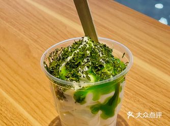 当当午餐新品香香香菜新地，味道清爽可口.