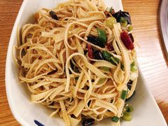 -超越炭火牛蛙火锅鸡(河东店)