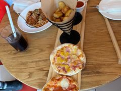 -城市大道红炉披萨烘焙坊