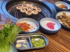 -明洞阿姨·韩式酱蟹烤肉·创意料理(三元桥店)