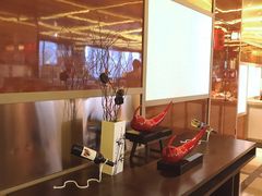 -大中华希尔顿酒店-念自助餐·嗨啤·小龙虾