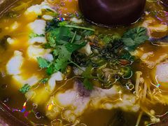 -东家小院金汤酸菜鱼(南阳路店)