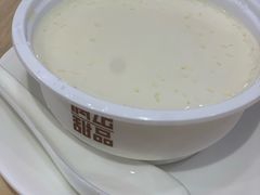 西贡双皮奶-满记甜品(巴黎春天宝山店)