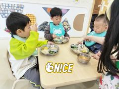 -好奇星国际托育(金地自在城校区)