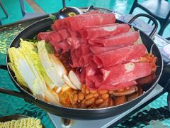 部队锅-MI WU FACTORY米屋美食工厂餐厅(绿地店)