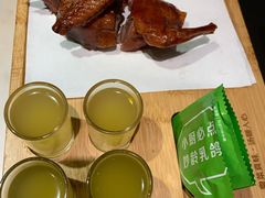红烧乳鸽-汤城小厨(西直门凯德MALL店)