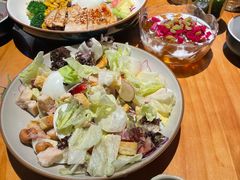 -POKEE VIA&Brunch·维娅(重庆来福士店)